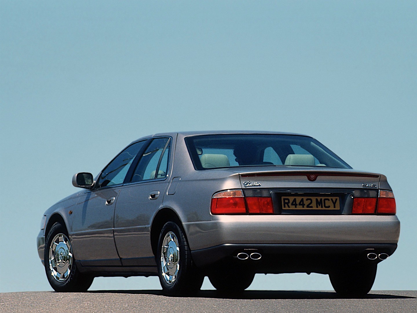 Cadillac Seville photo 27