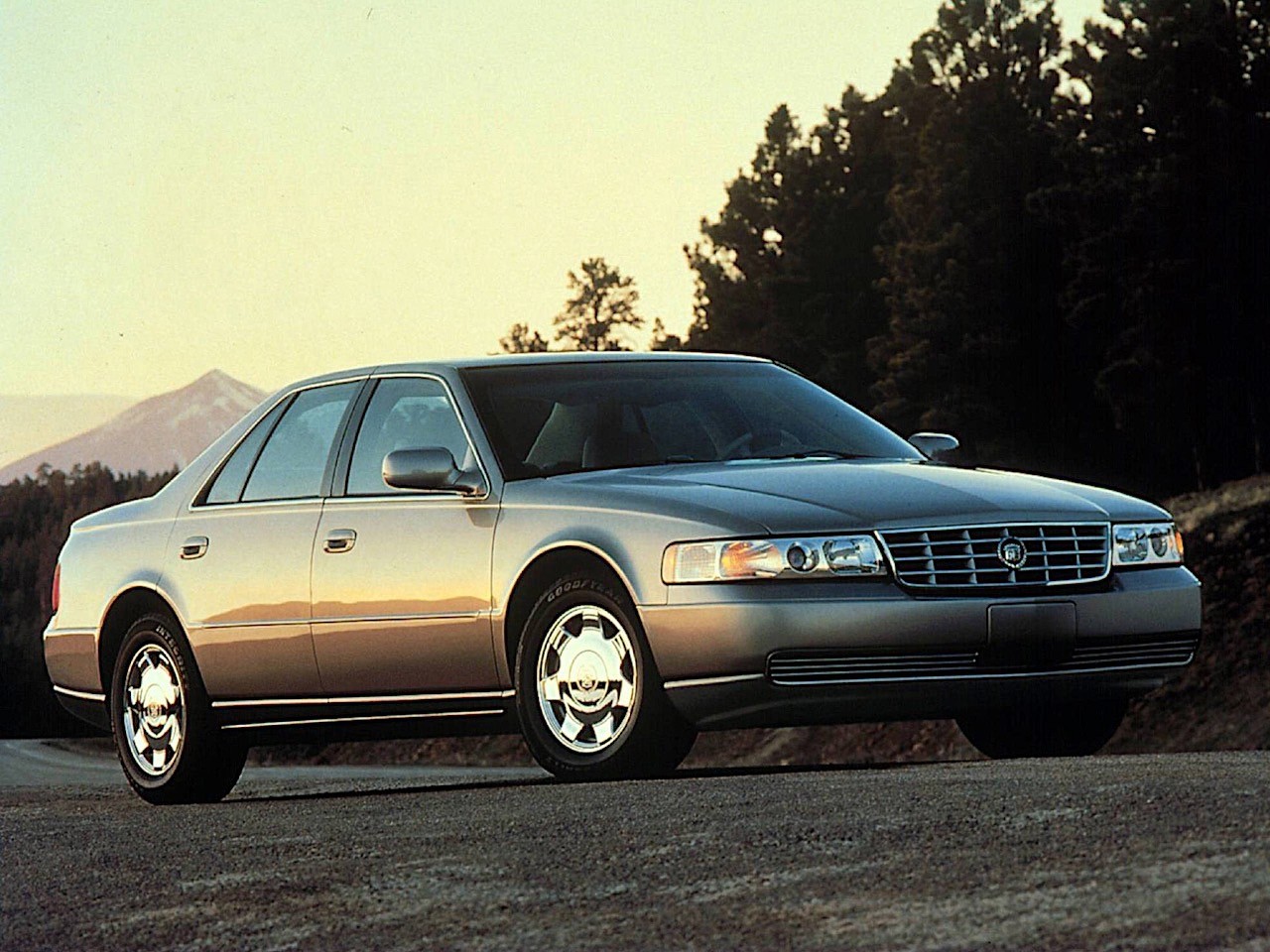 Cadillac Seville photo 40