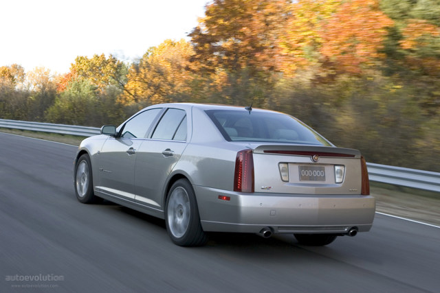 Cadillac Sts photo 2