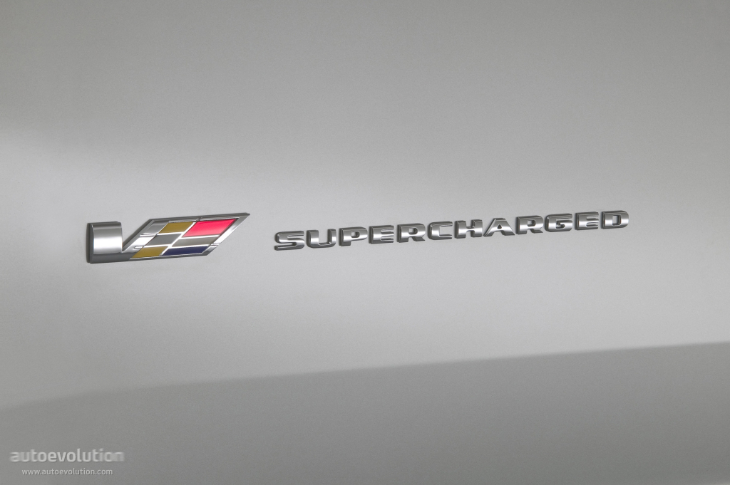 Cadillac Sts photo 8