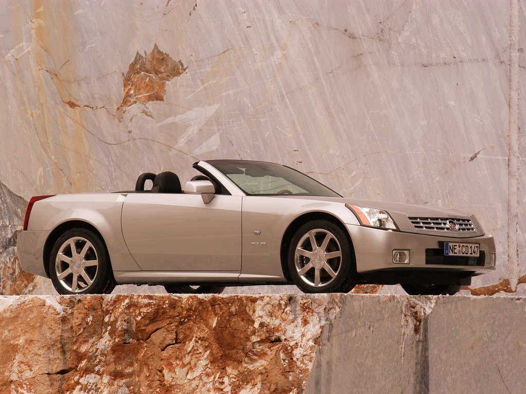 Cadillac Xlr photo 11