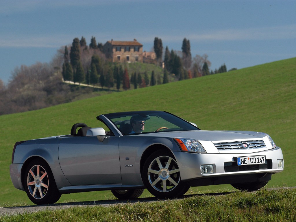 Cadillac Xlr photo 13