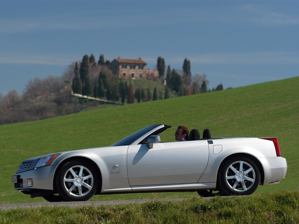Cadillac Xlr photo 15