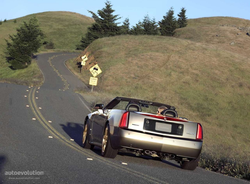 Cadillac Xlr photo 8