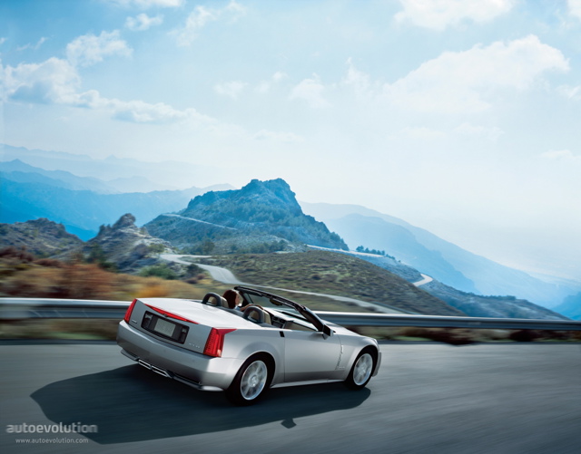 CADILLAC XLR