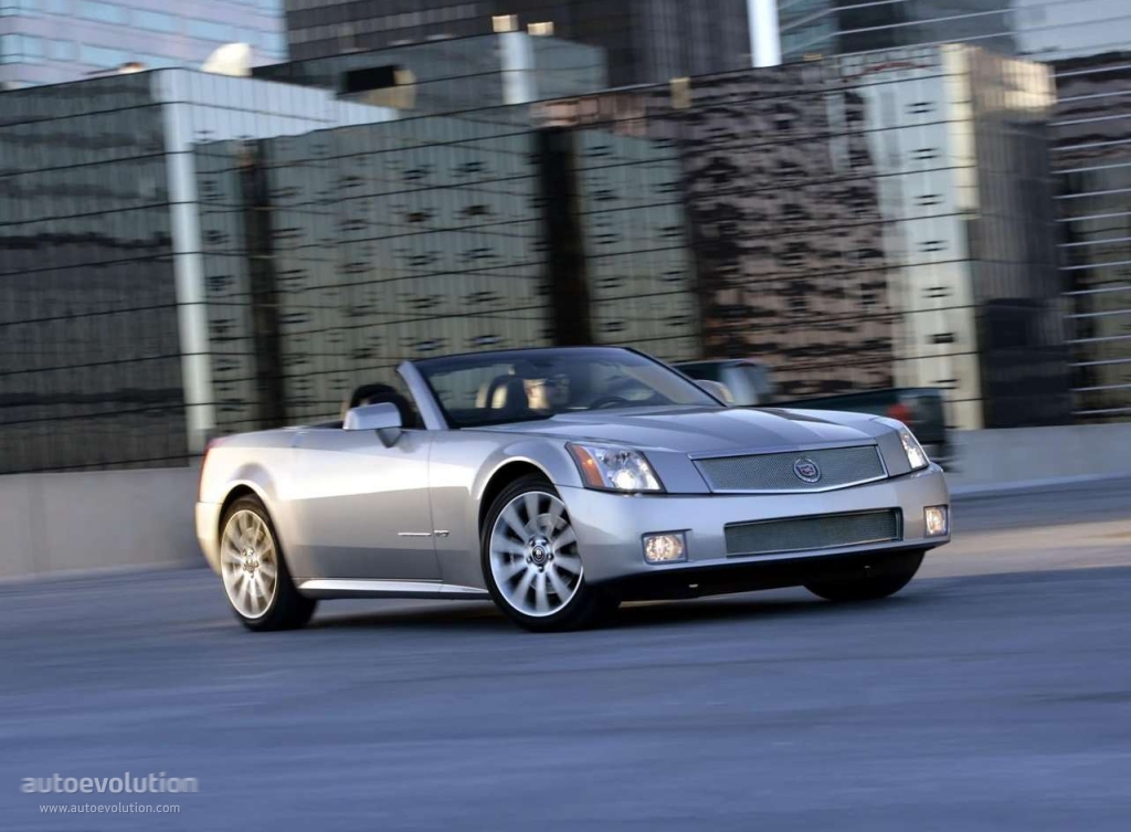 Cadillac Xlr photo 2