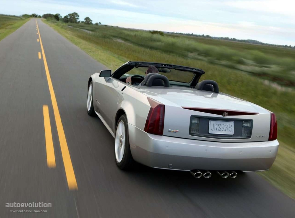 Cadillac Xlr photo 8