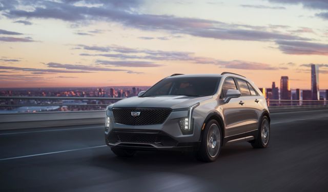 CADILLAC XT4