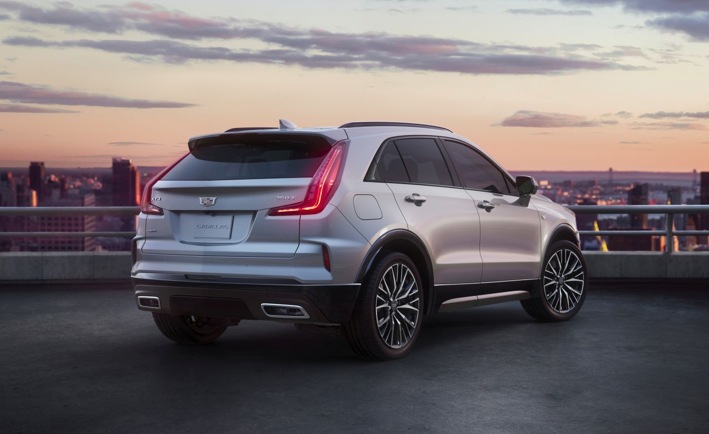 Cadillac Xt4 photo 2