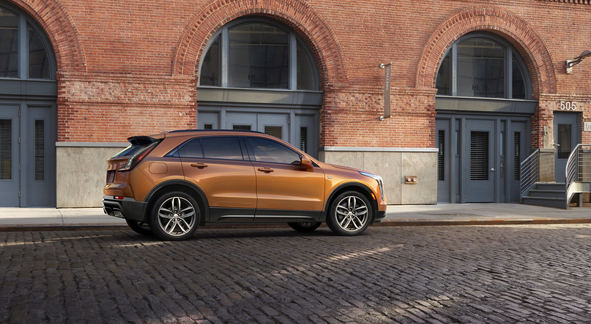 Cadillac Xt4 photo 2