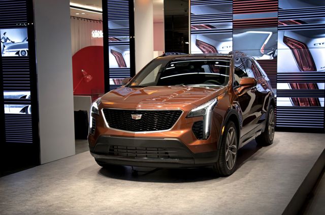 Cadillac Xt4 photo 8