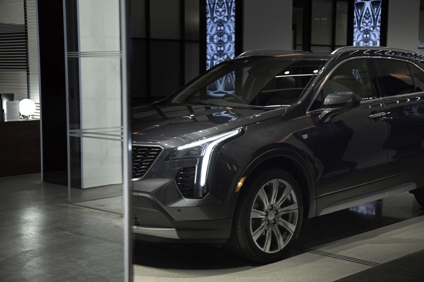 Cadillac Xt4 photo 12