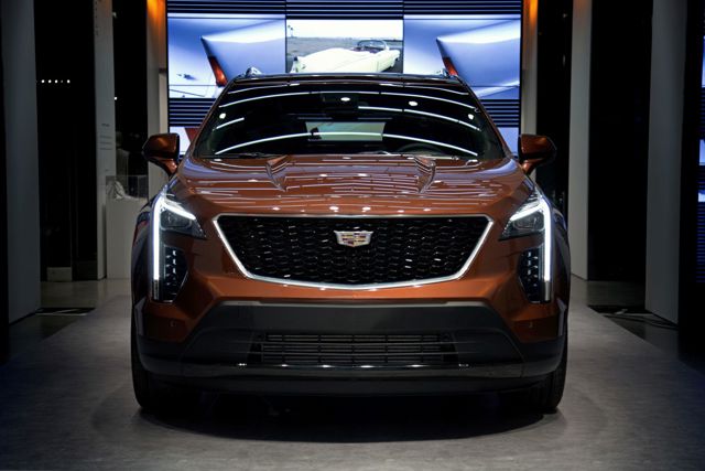 Cadillac Xt4 photo 16