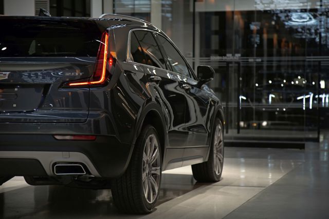 Cadillac Xt4 photo 24