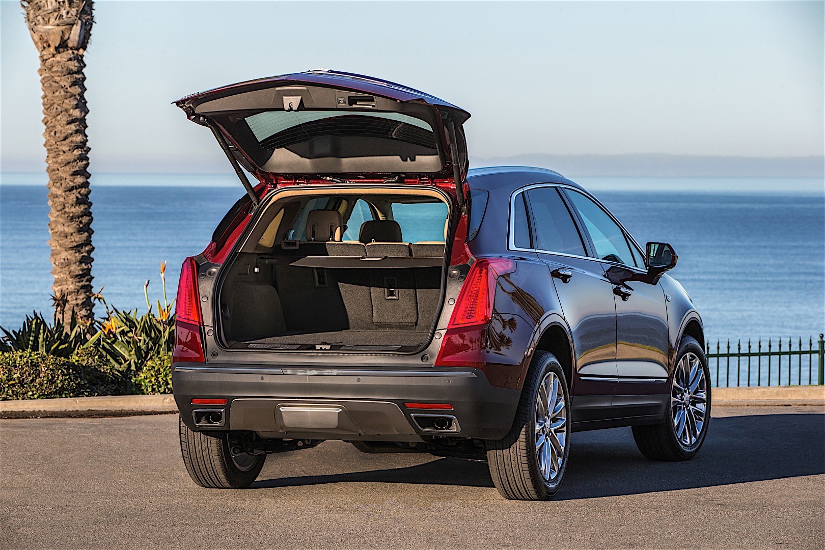 Cadillac Xt5 photo 71