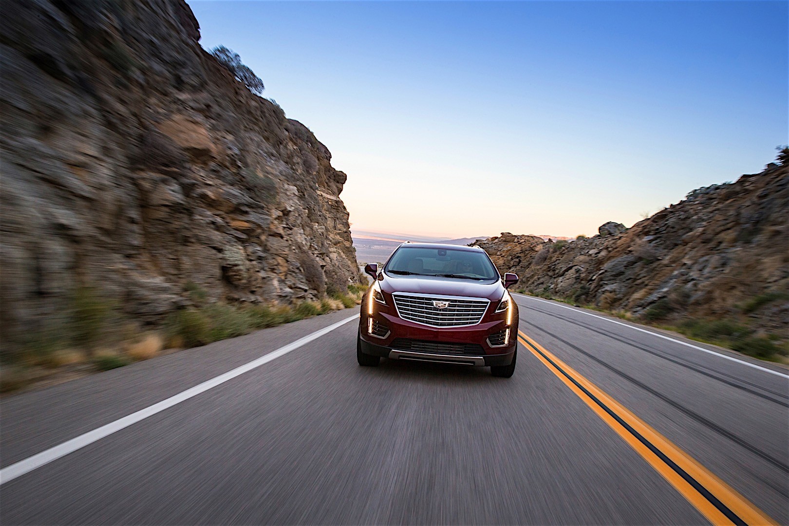 Cadillac Xt5 photo 15