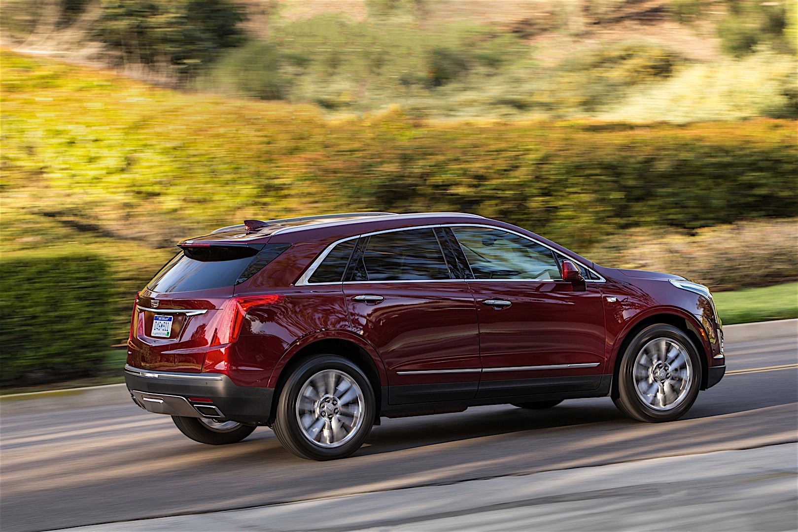 Cadillac Xt5 photo 17