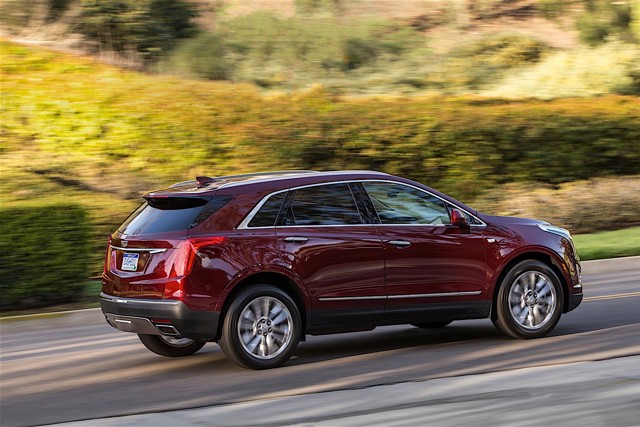 Cadillac Xt5 photo 17