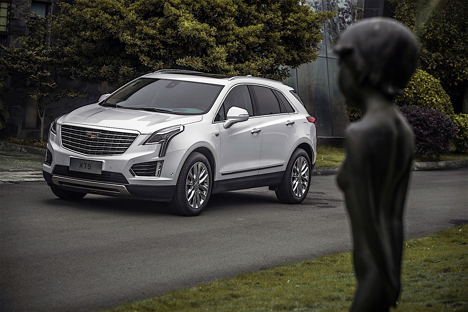 Cadillac Xt5 photo 19