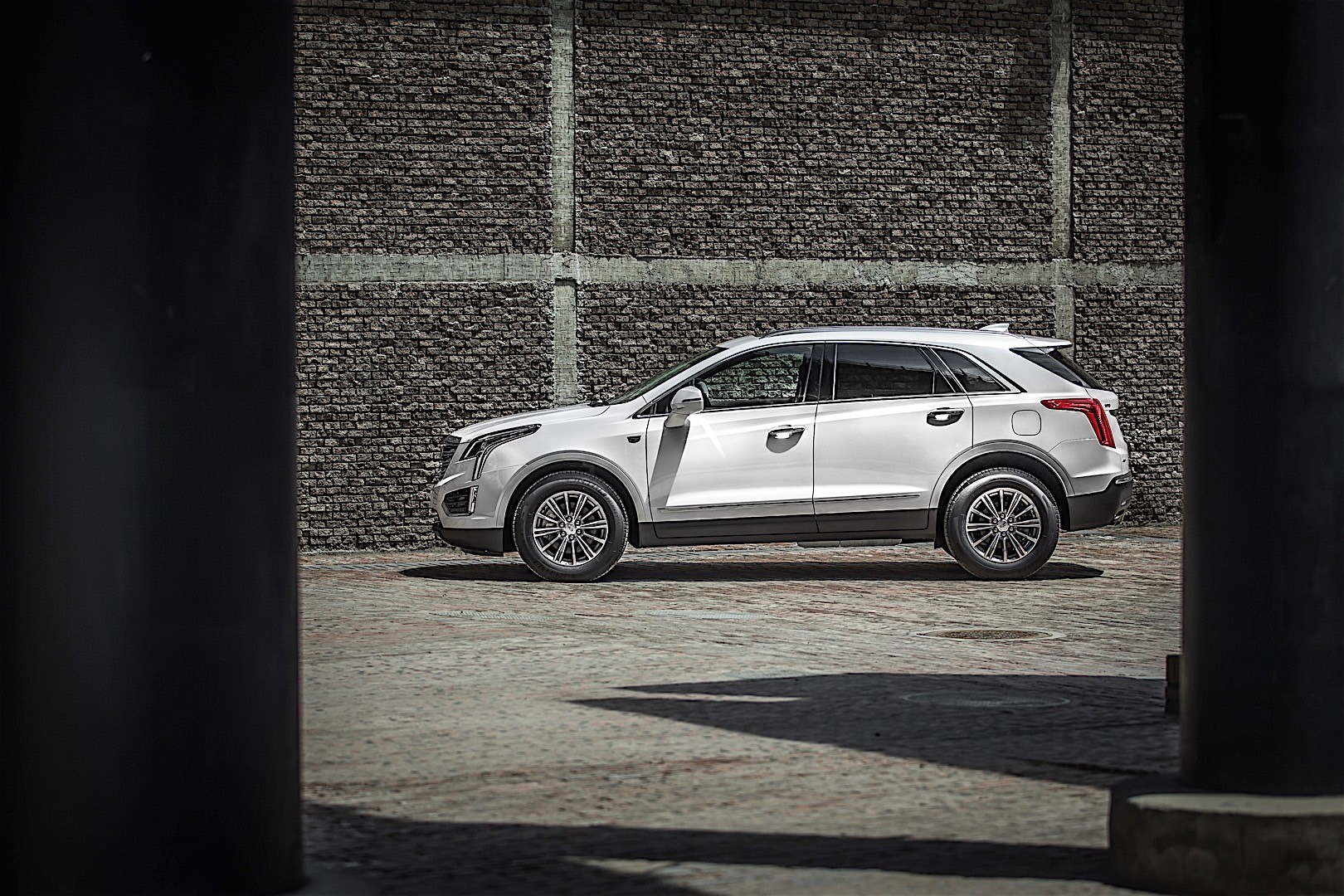 Cadillac Xt5 photo 25