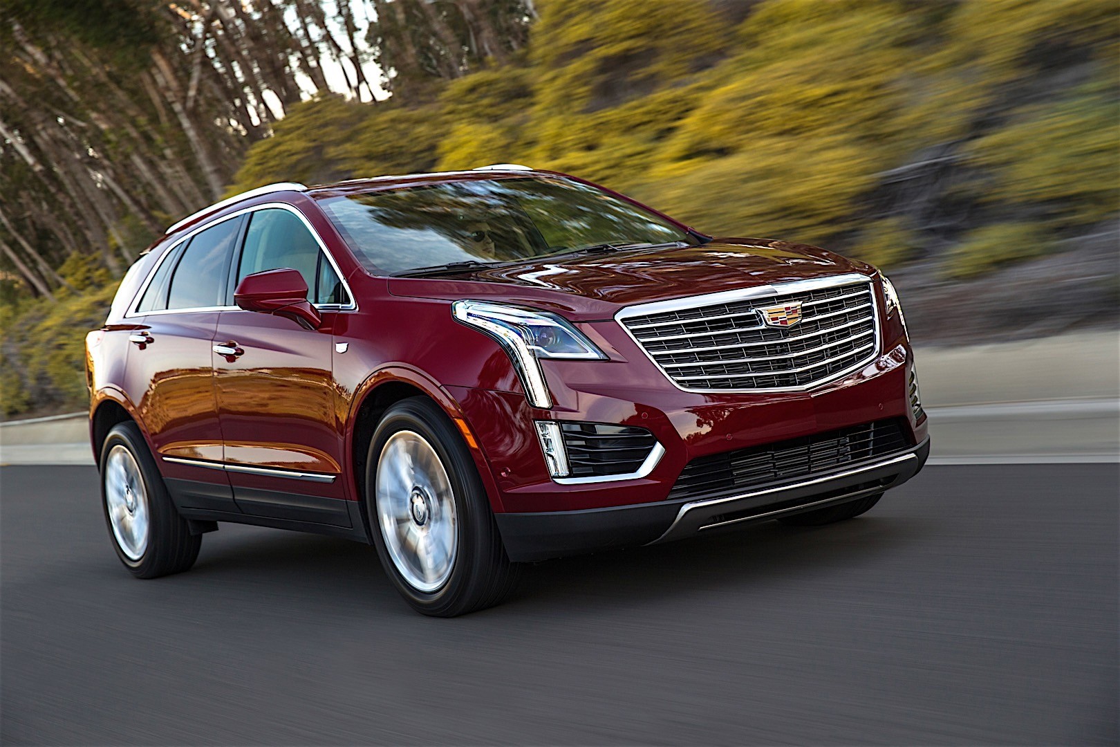 Cadillac Xt5 photo 31