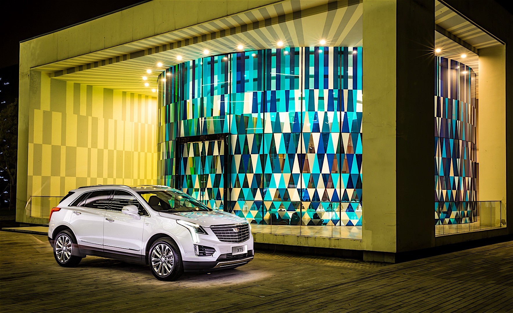 Cadillac Xt5 photo 44