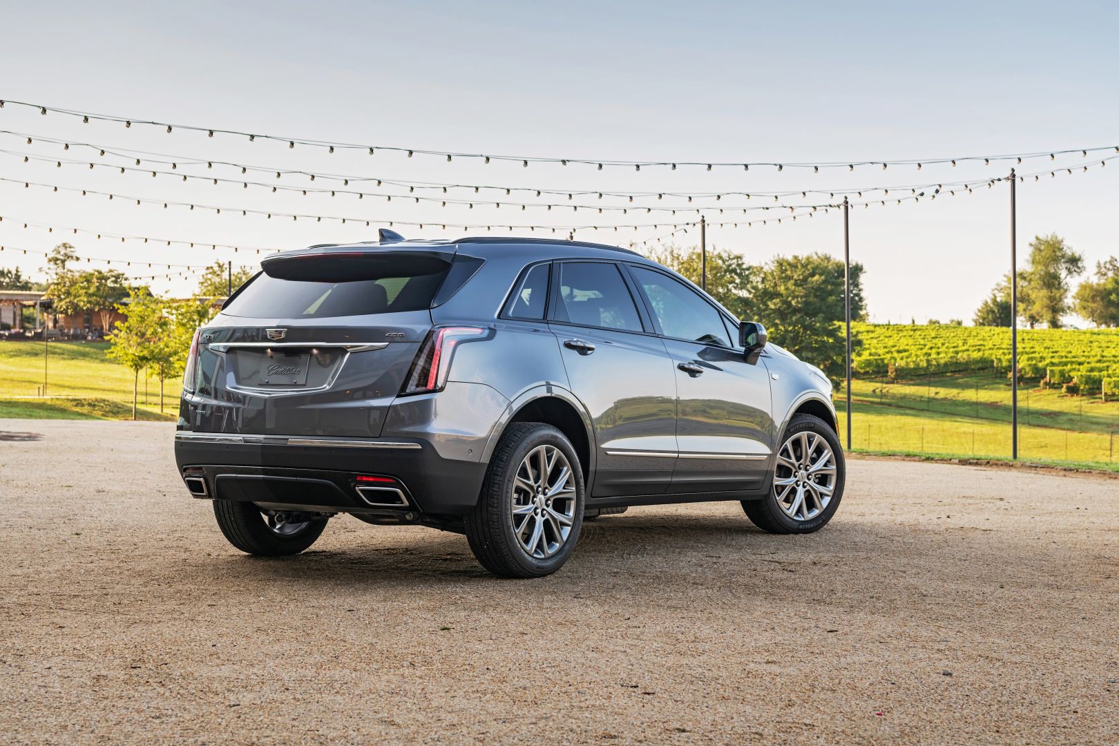 Cadillac Xt5 photo 9