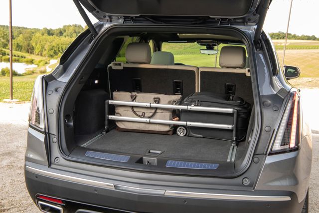Cadillac Xt5 photo 15