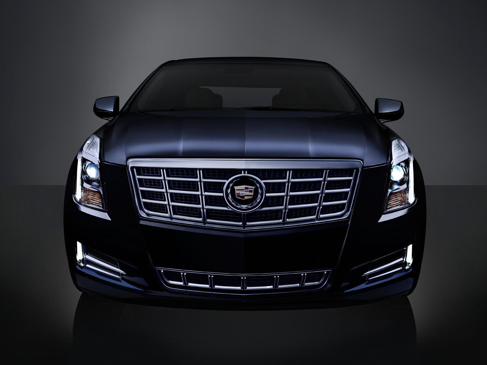 Cadillac Xts photo 8