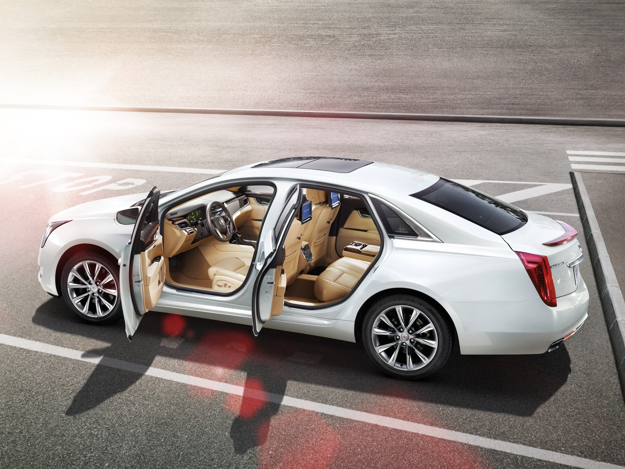 Cadillac Xts photo 35