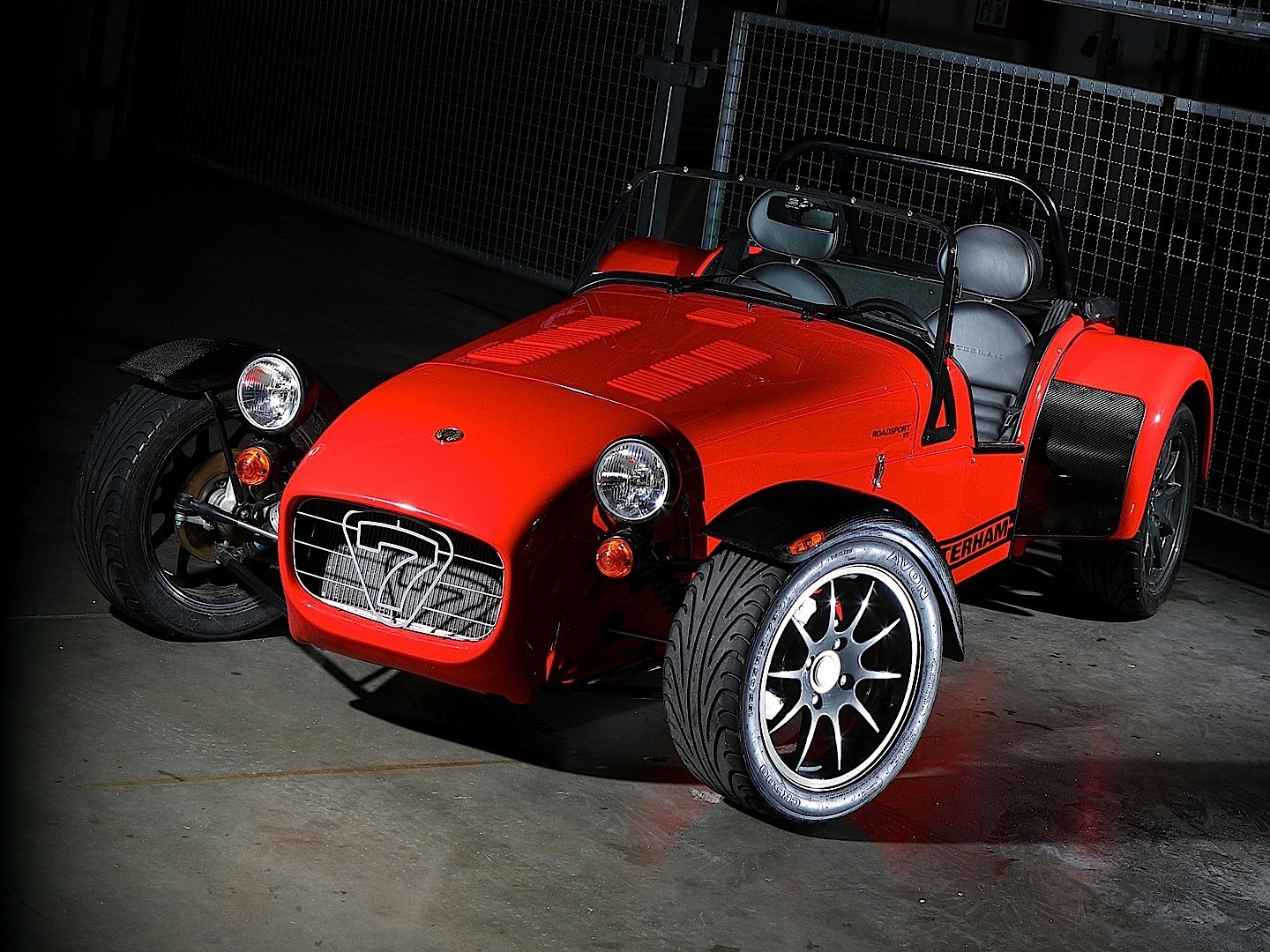 Caterham Roadsport photo 7