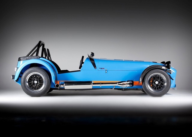 Caterham Seven 620 photo 2