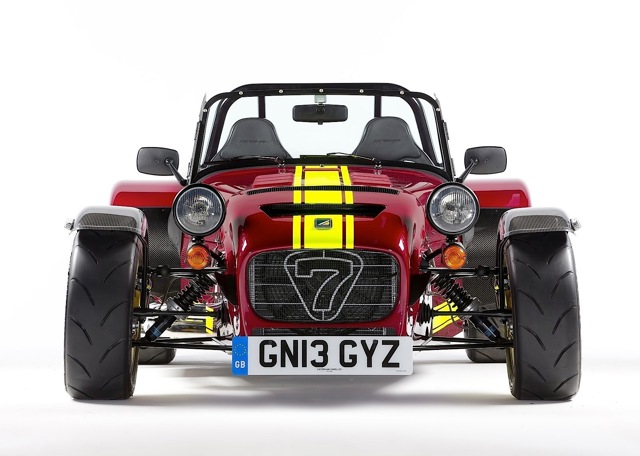 Caterham Seven 620 photo 3