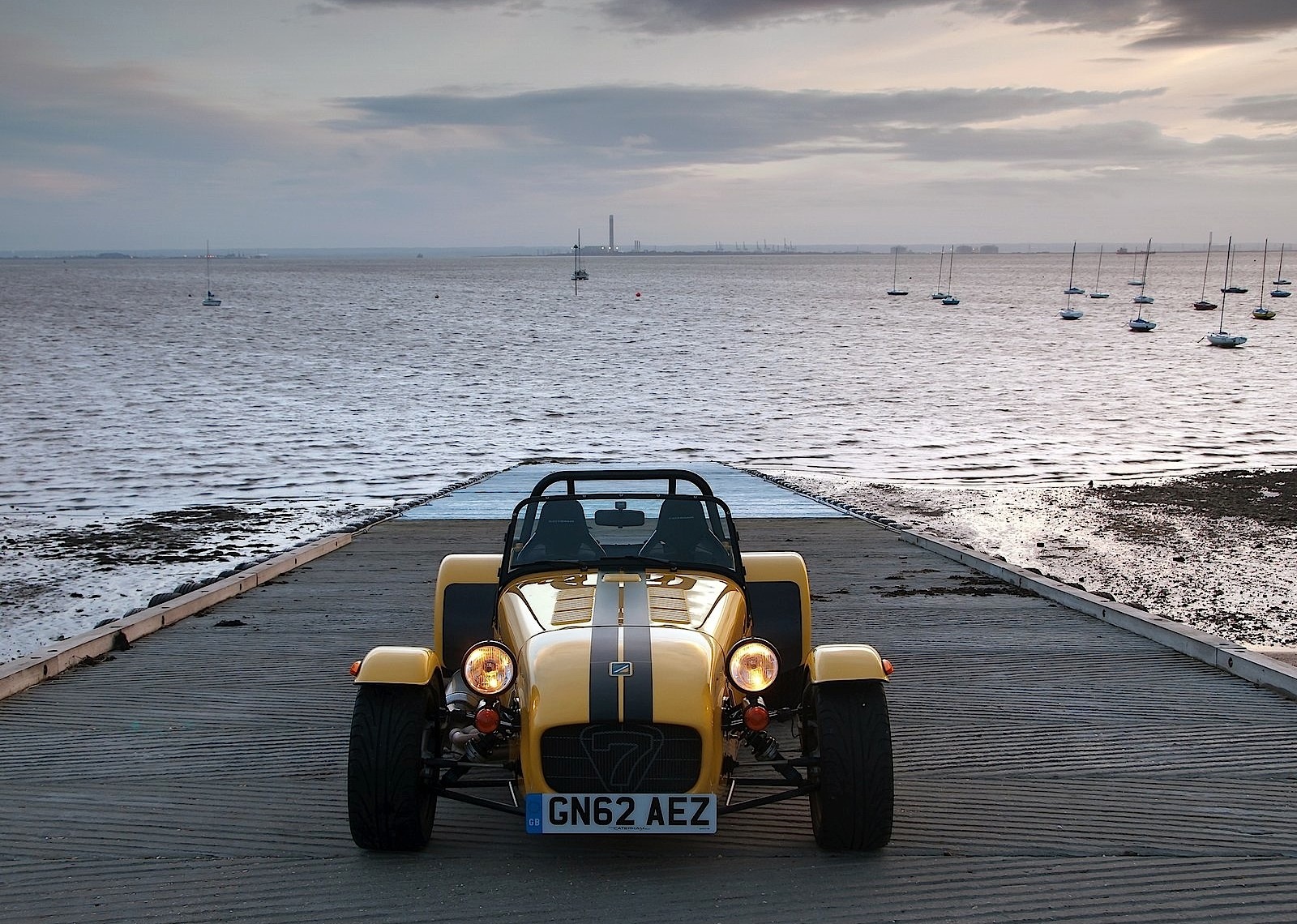 Caterham Supersport photo 3