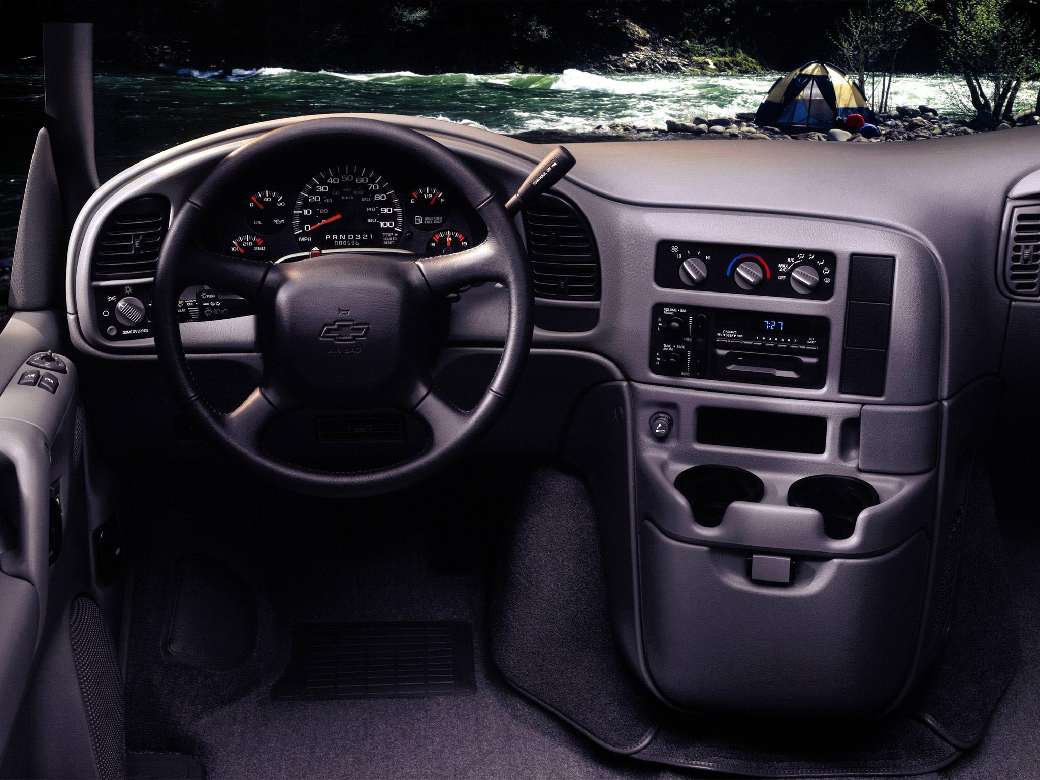 Chevrolet Astro photo 28