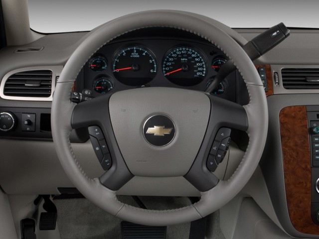 Chevrolet Avalanche photo 15