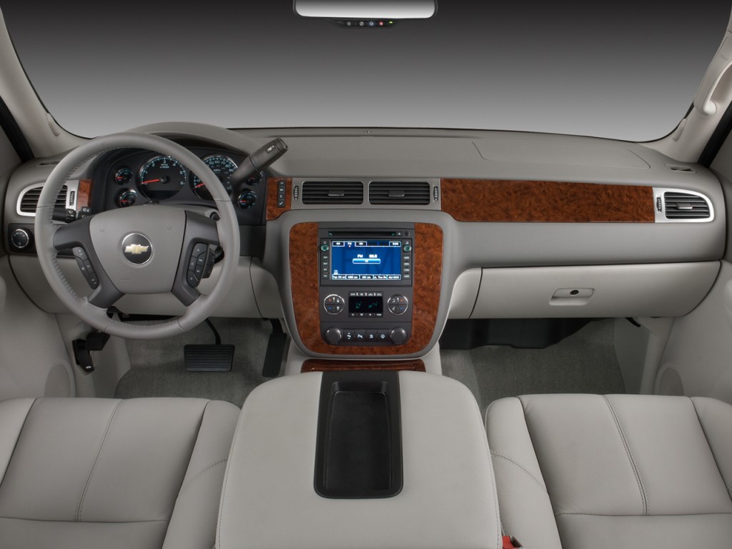 Chevrolet Avalanche photo 16