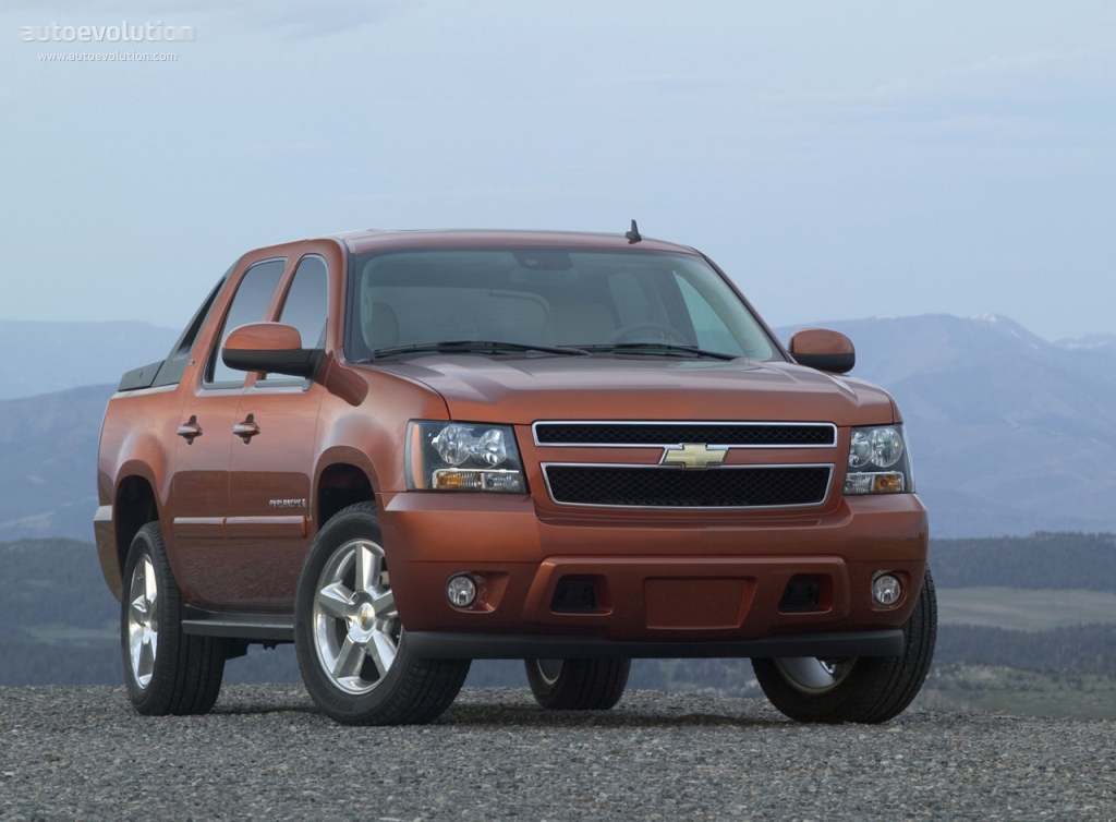 Chevrolet Avalanche photo 2