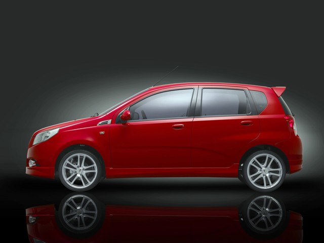 Chevrolet Aveo / Kalos 5 Doors foto 22