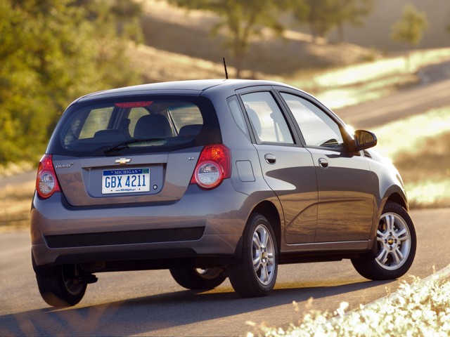 Chevrolet Aveo / Kalos 5 Doors foto 23