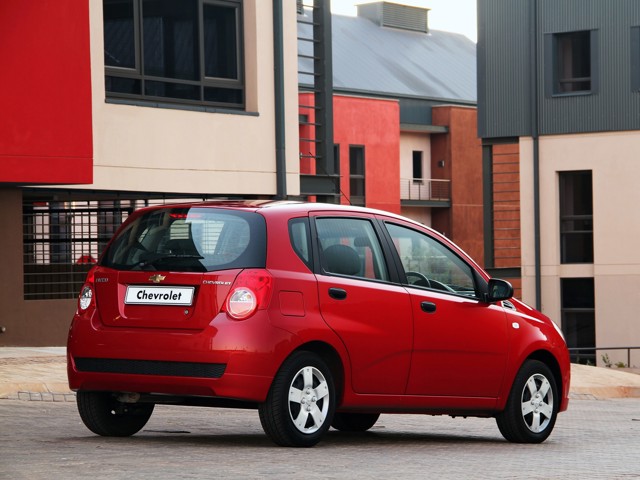 Chevrolet Aveo / Kalos 5 Doors foto 39