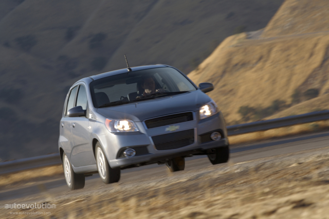 Chevrolet Aveo / Kalos 5 Doors foto 2