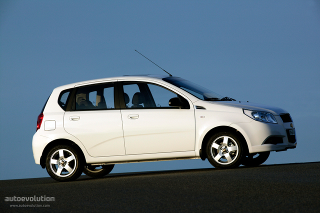 Chevrolet Aveo / Kalos 5 Doors foto 11
