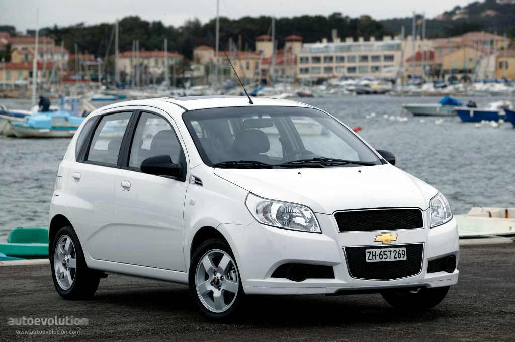 Chevrolet Aveo / Kalos 5 Doors photo 12