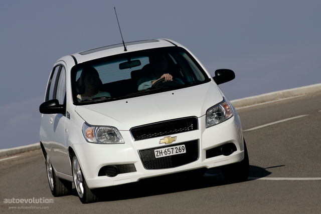 Chevrolet Aveo / Kalos 5 Doors foto 13