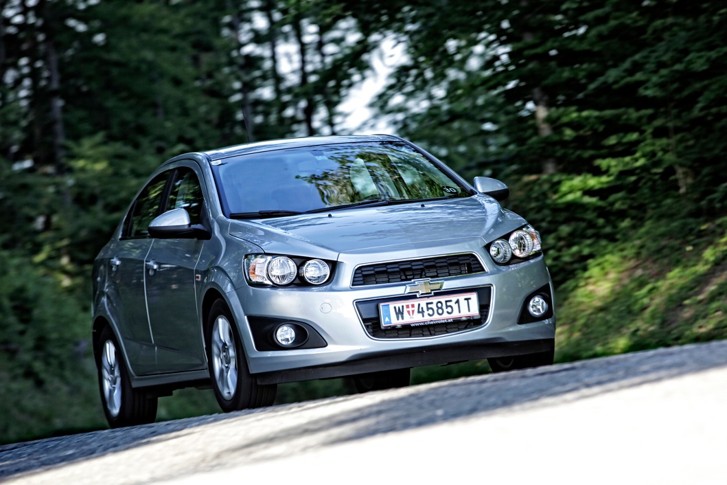 Chevrolet Aveo / Kalos Sedan photo 5