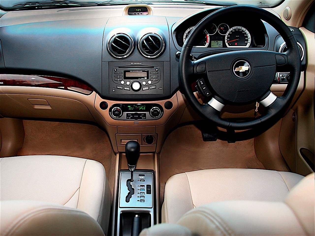 Chevrolet Aveo / Kalos Sedan photo 55