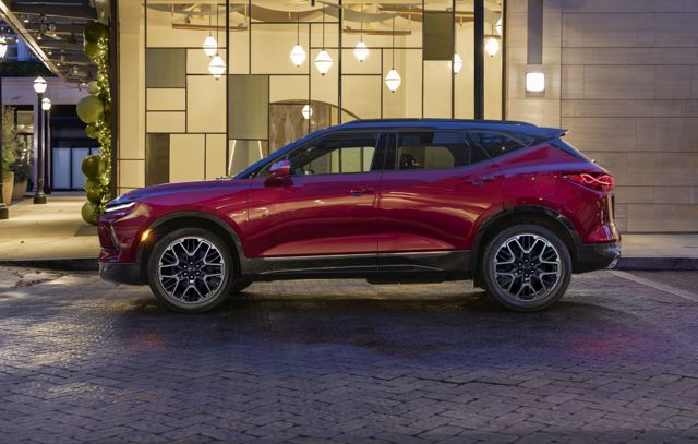 Chevrolet Blazer photo 3