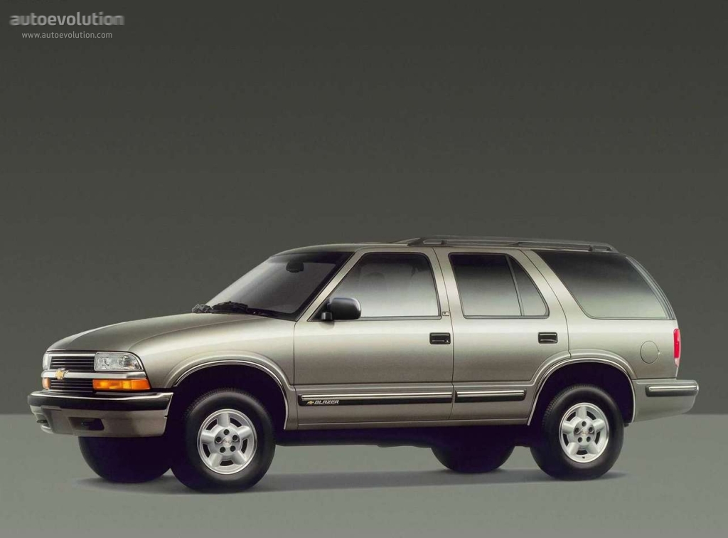 Chevrolet Blazer photo 3