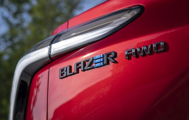 Chevrolet Blazer photo 8